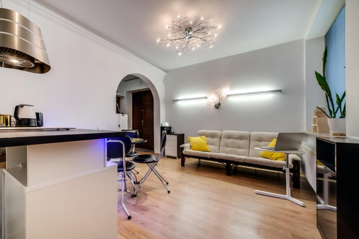 Sova Apartment Lviv Сenter Сity Exterior photo