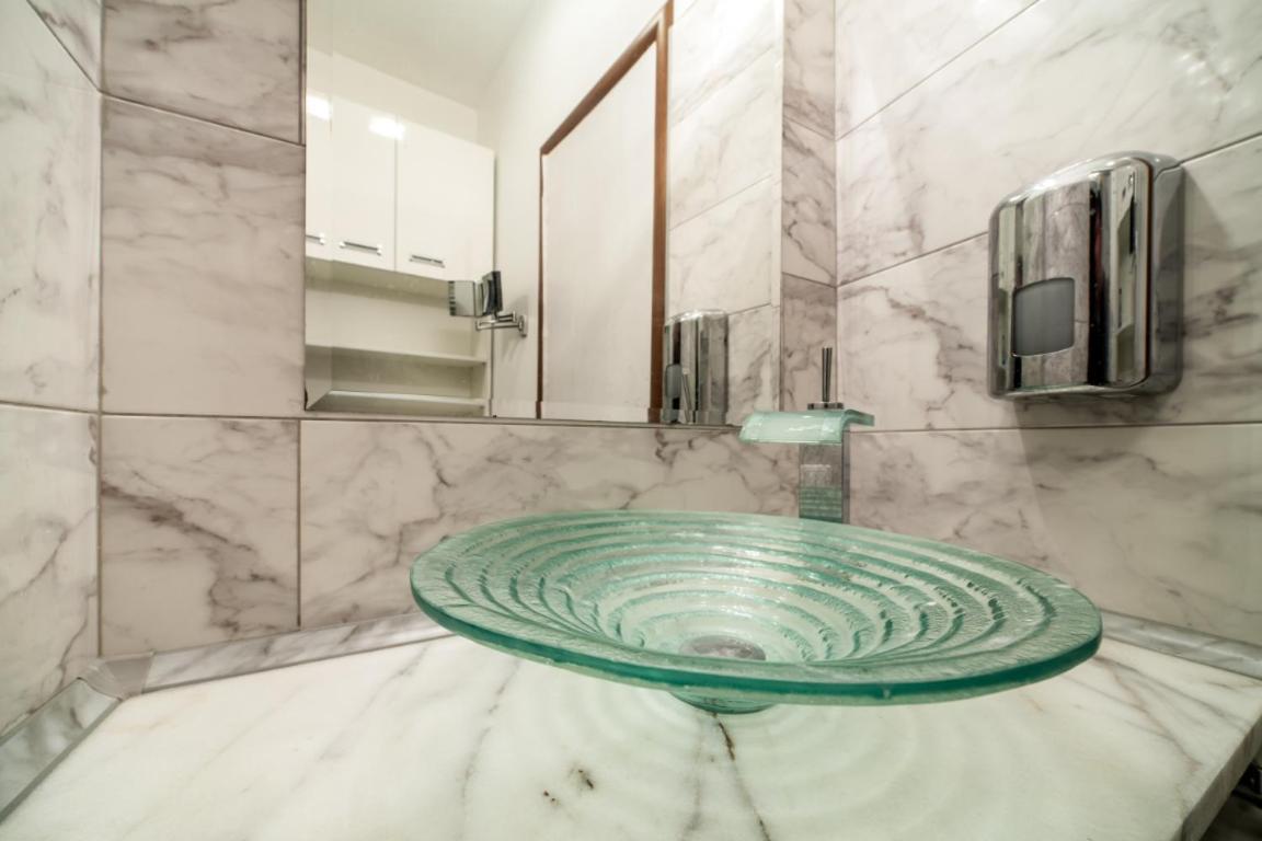 Sova Apartment Lviv Сenter Сity Exterior photo