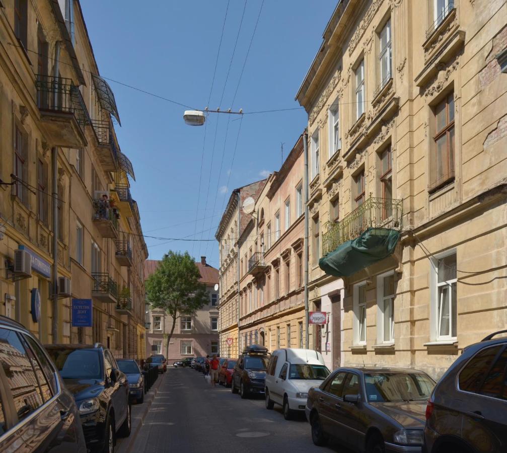 Sova Apartment Lviv Сenter Сity Exterior photo