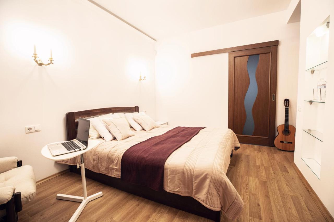 Sova Apartment Lviv Сenter Сity Exterior photo